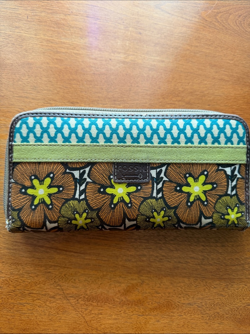 Fossil Floral Canvas Zip Wallet in Brown, Green, Teal